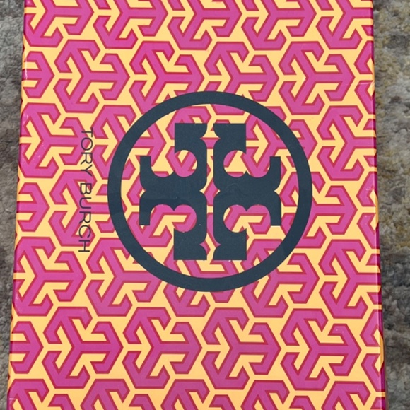 Tory Burch - Picture 2 of 3